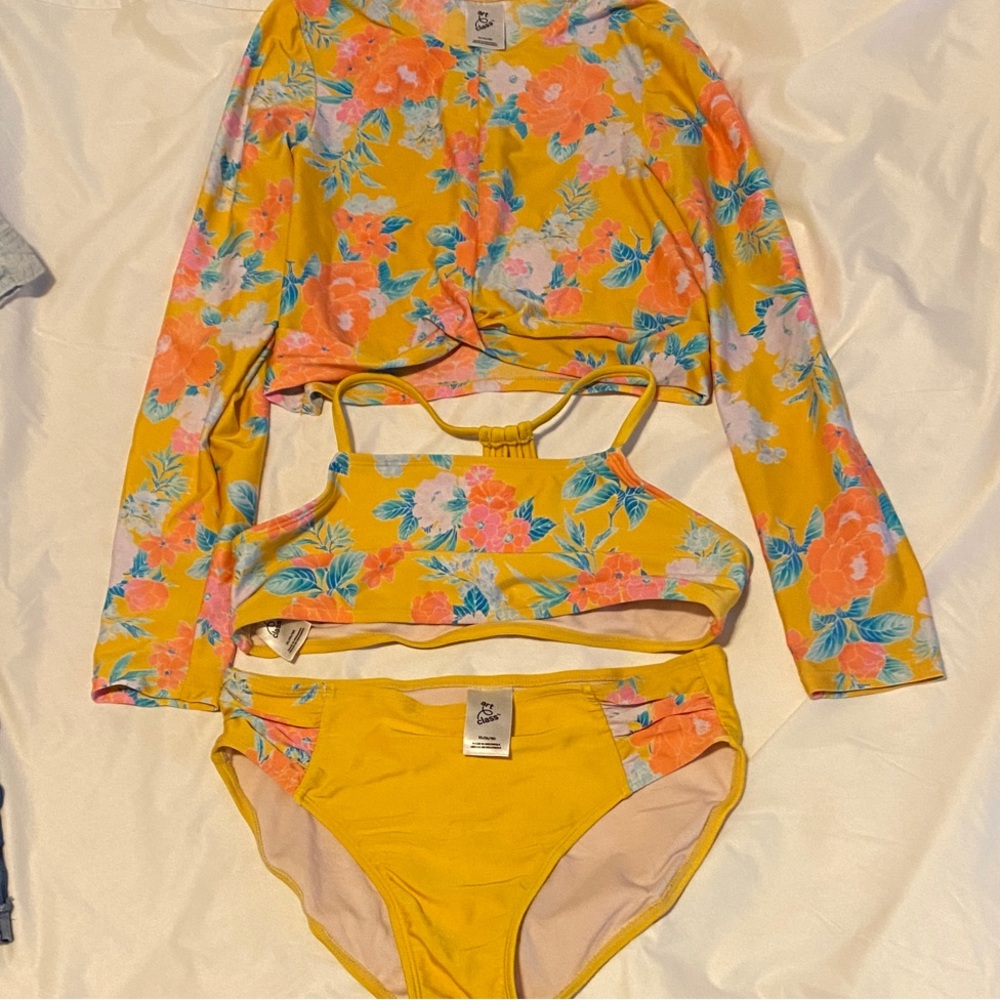 Cat & Jack Floral Yellow Rashguard Set